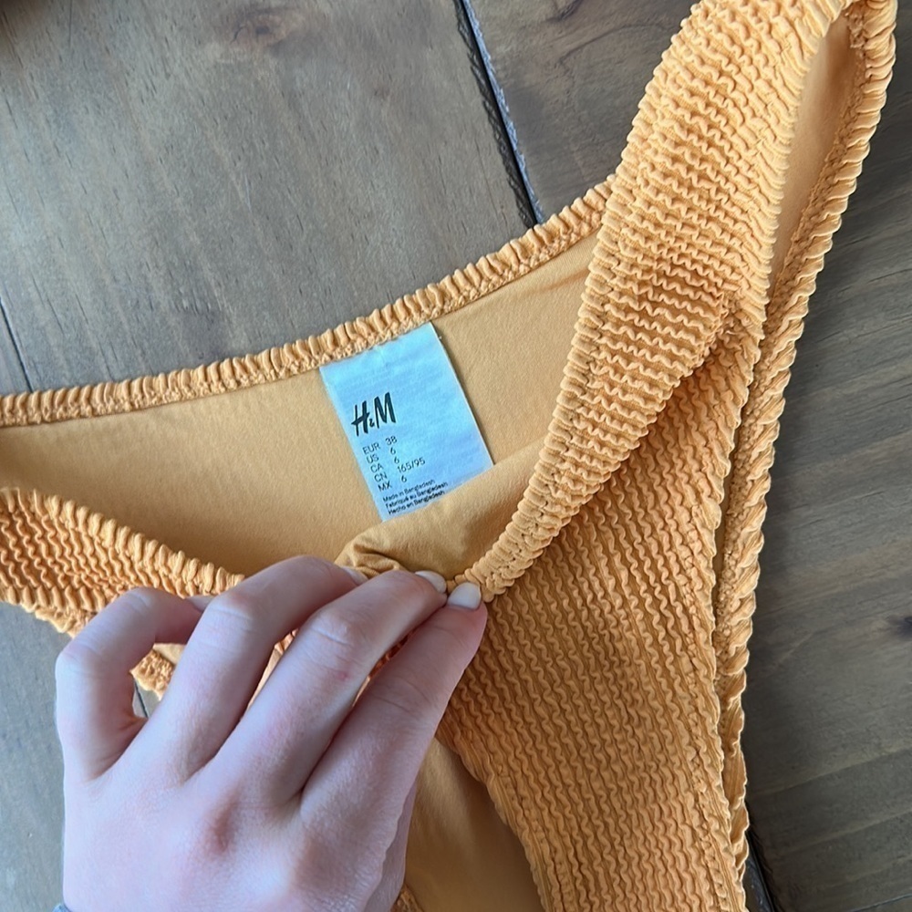 Bikini Bundle - Picture 3 of 14